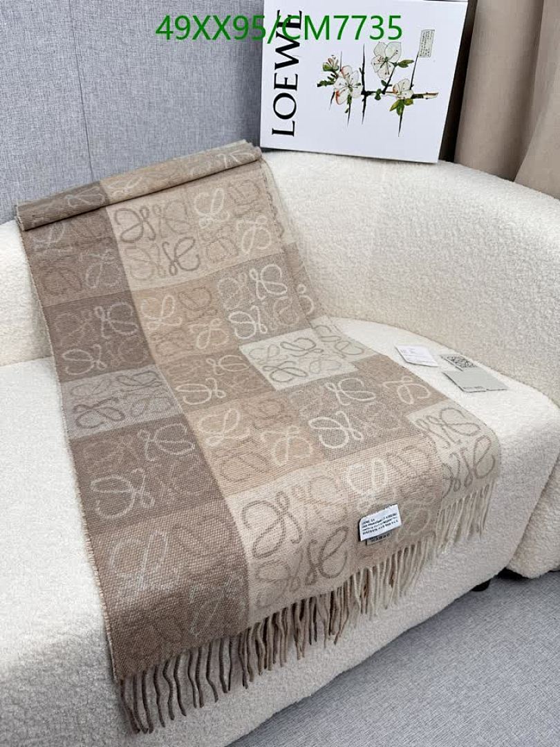 Loewe-Scarf Code: CM7735 $: 49USD