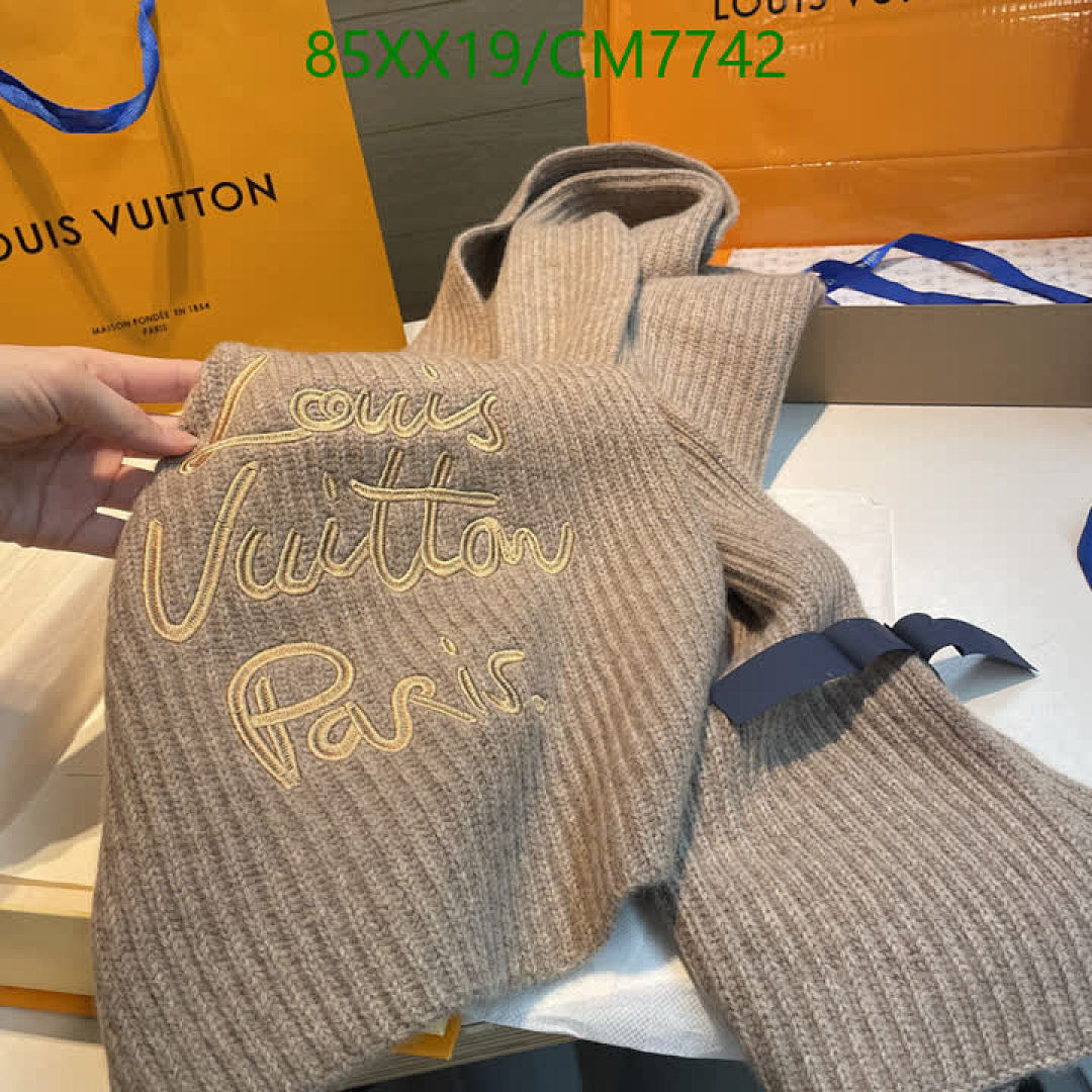 LV-Scarf Code: CM7742 $: 85USD
