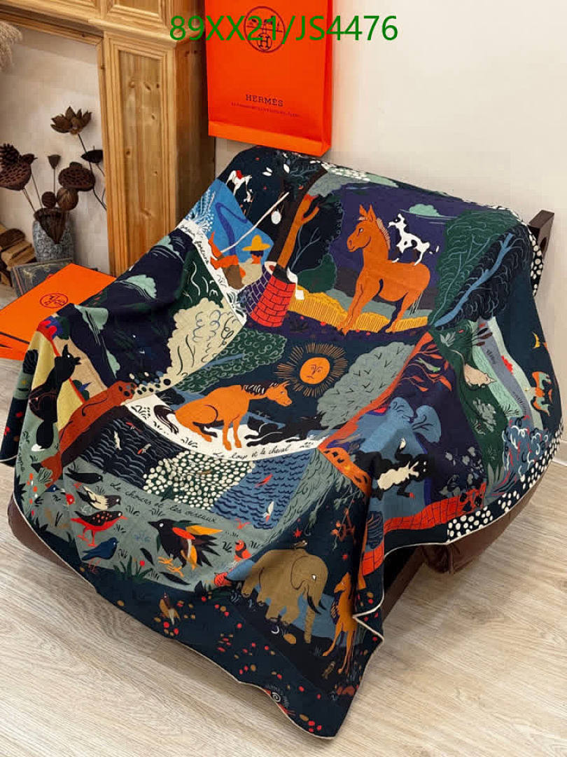 Hermes-Scarf Code: JS4476 $: 89USD