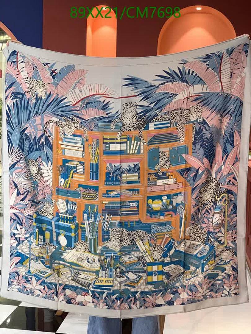 Hermes-Scarf Code: CM7698 $: 89USD