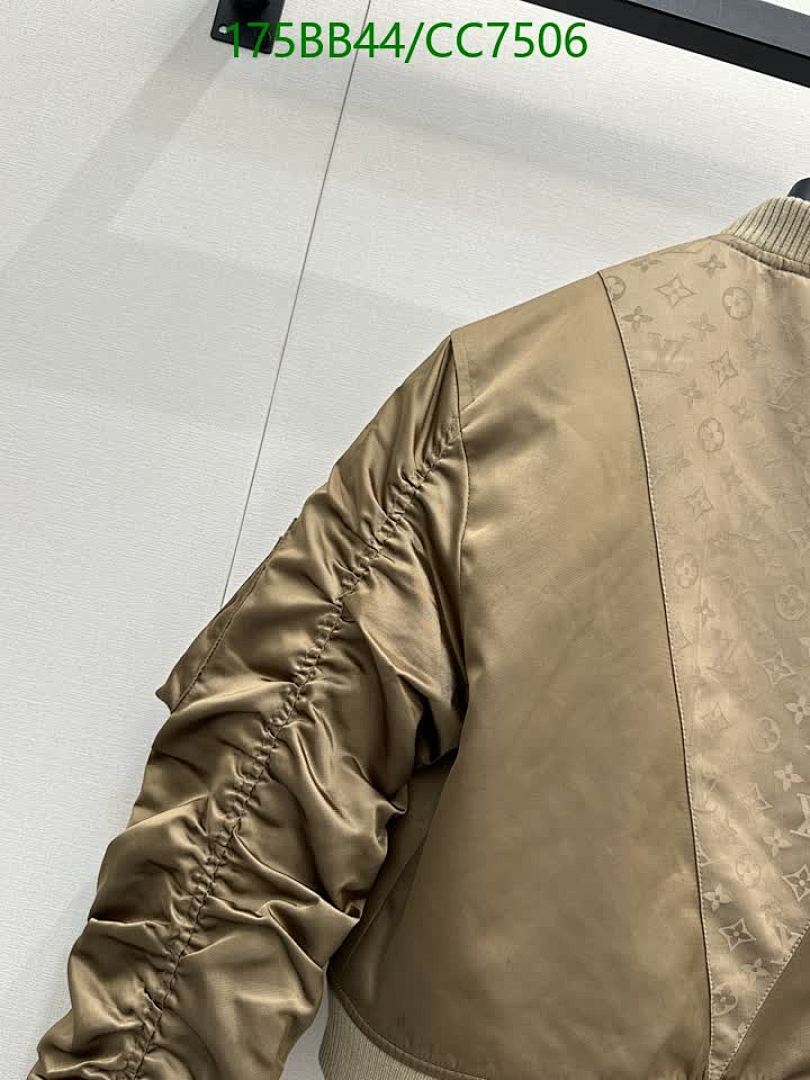 LV-Clothing Code: CC7506 $: 175USD