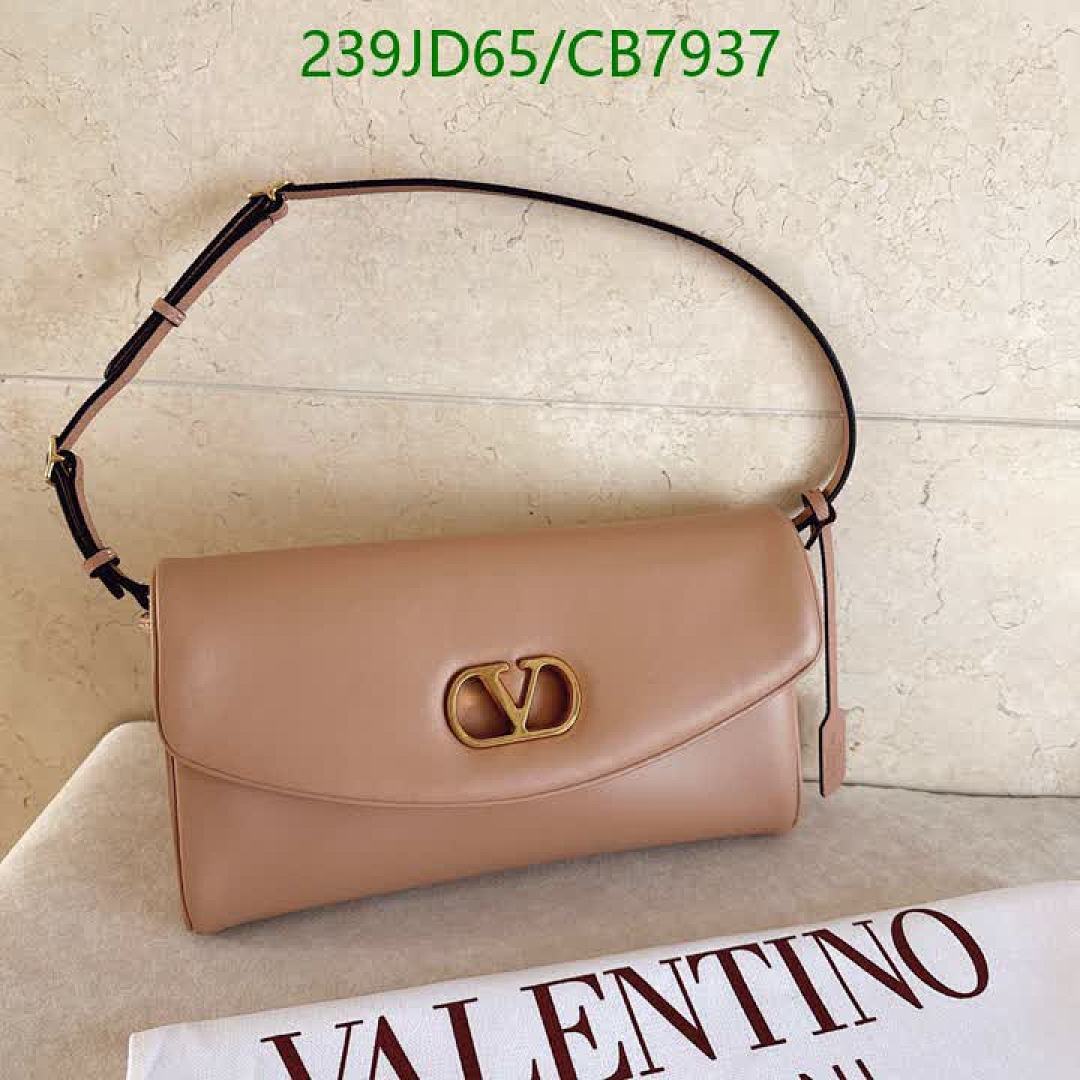 Valentino-Bag-Mirror Quality Code: CB7937 $: 239USD