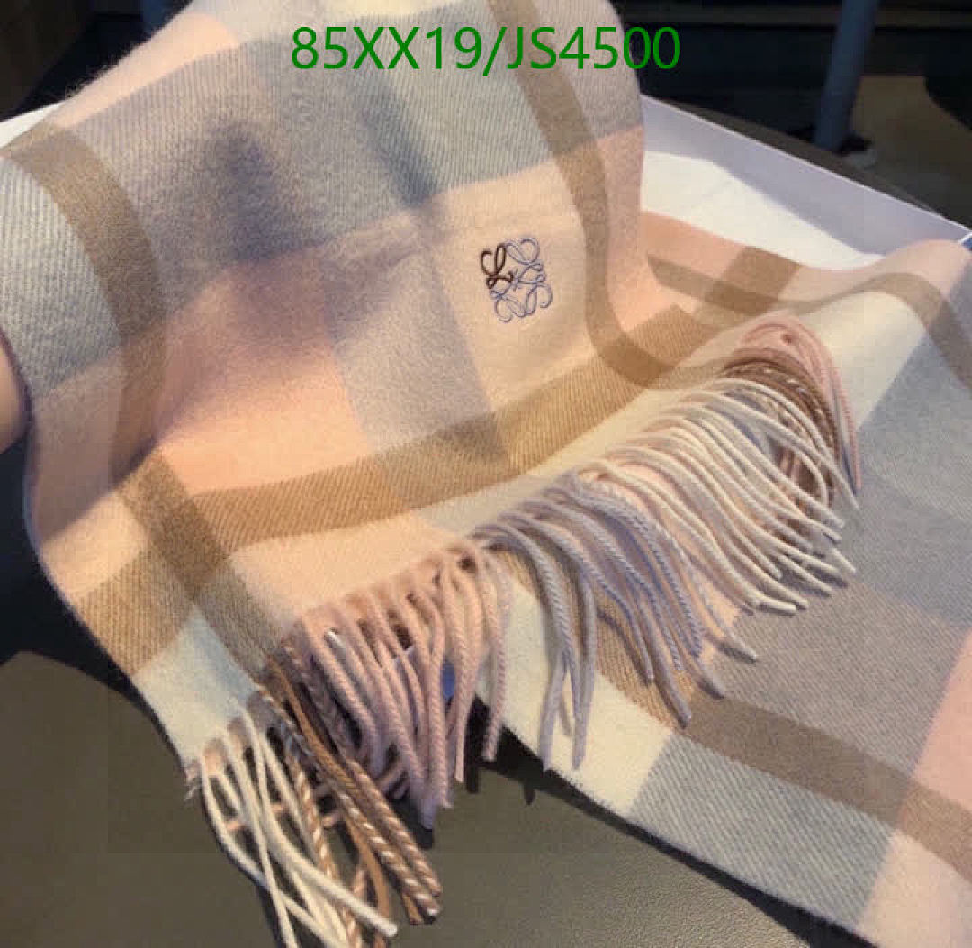 Loewe-Scarf Code: JS4500 $: 85USD