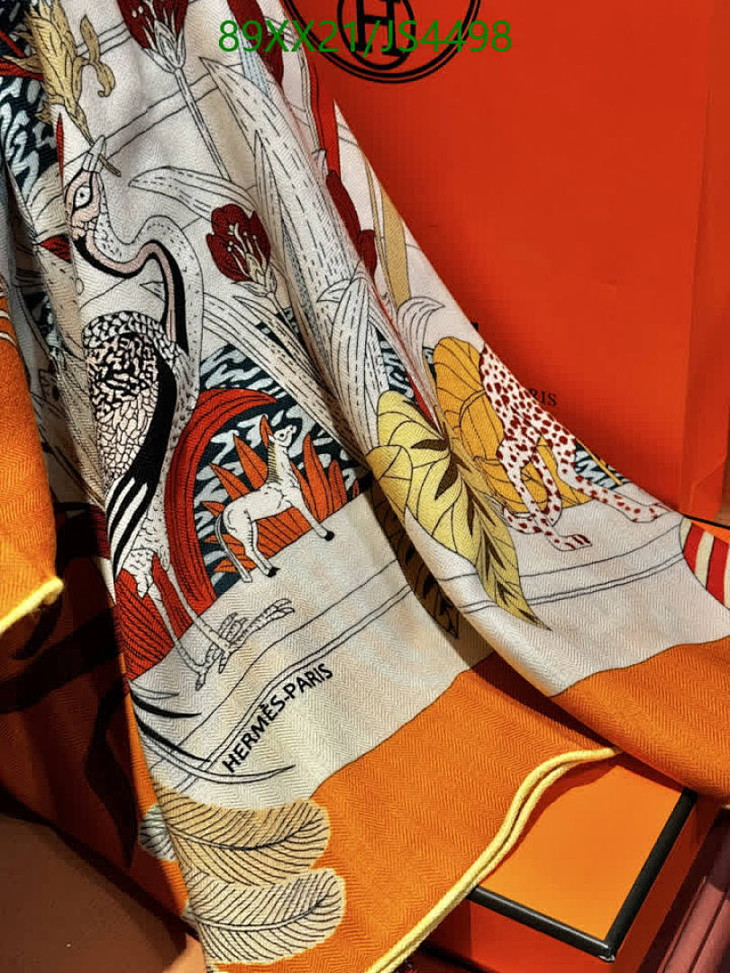 Hermes-Scarf Code: JS4498 $: 89USD
