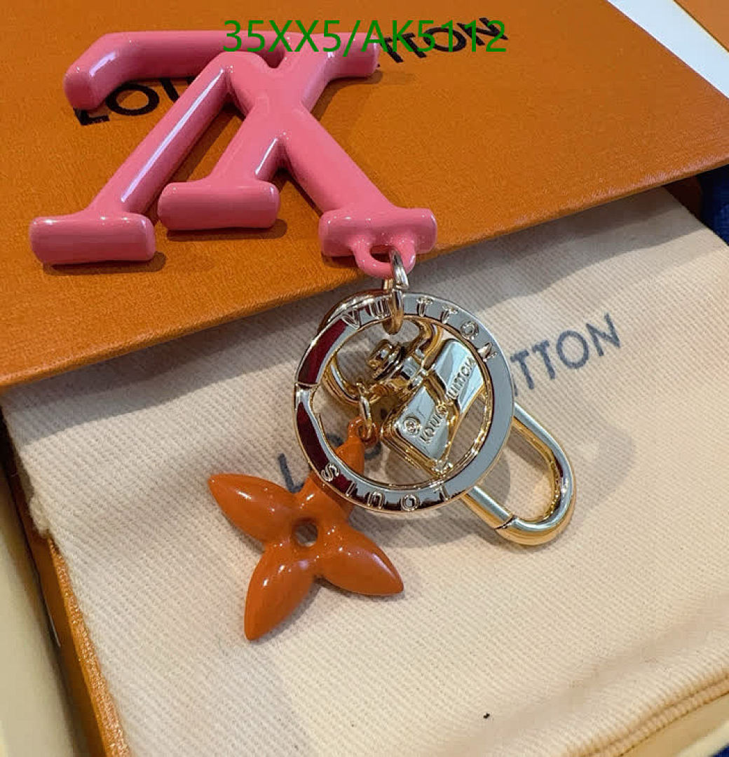 LV-Key pendant Code: AK5112 $: 35USD