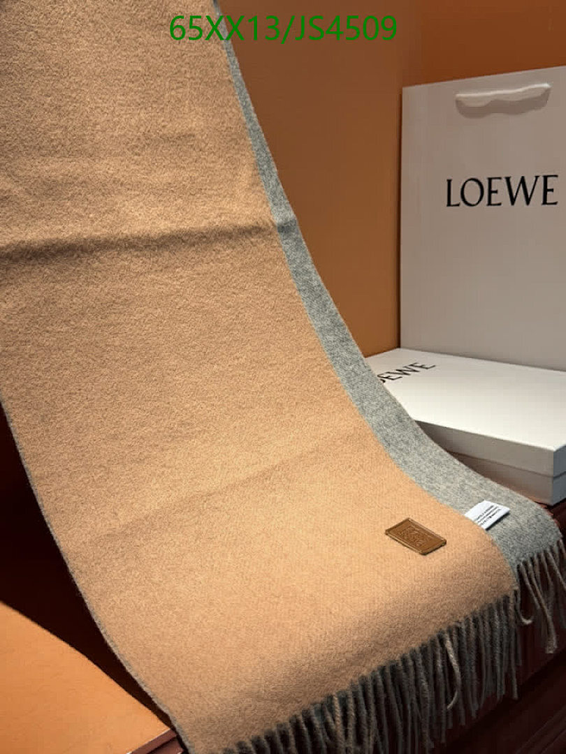 Loewe-Scarf Code: JS4509 $: 65USD