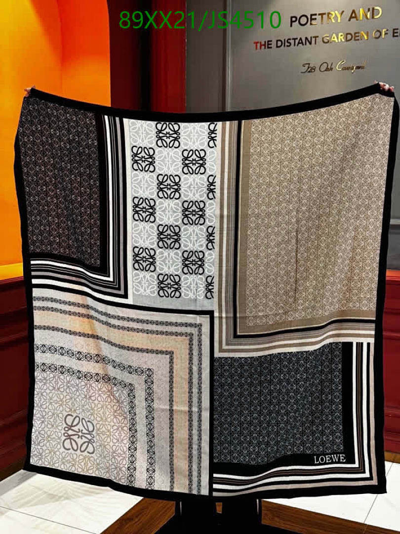 Loewe-Scarf Code: JS4510 $: 89USD