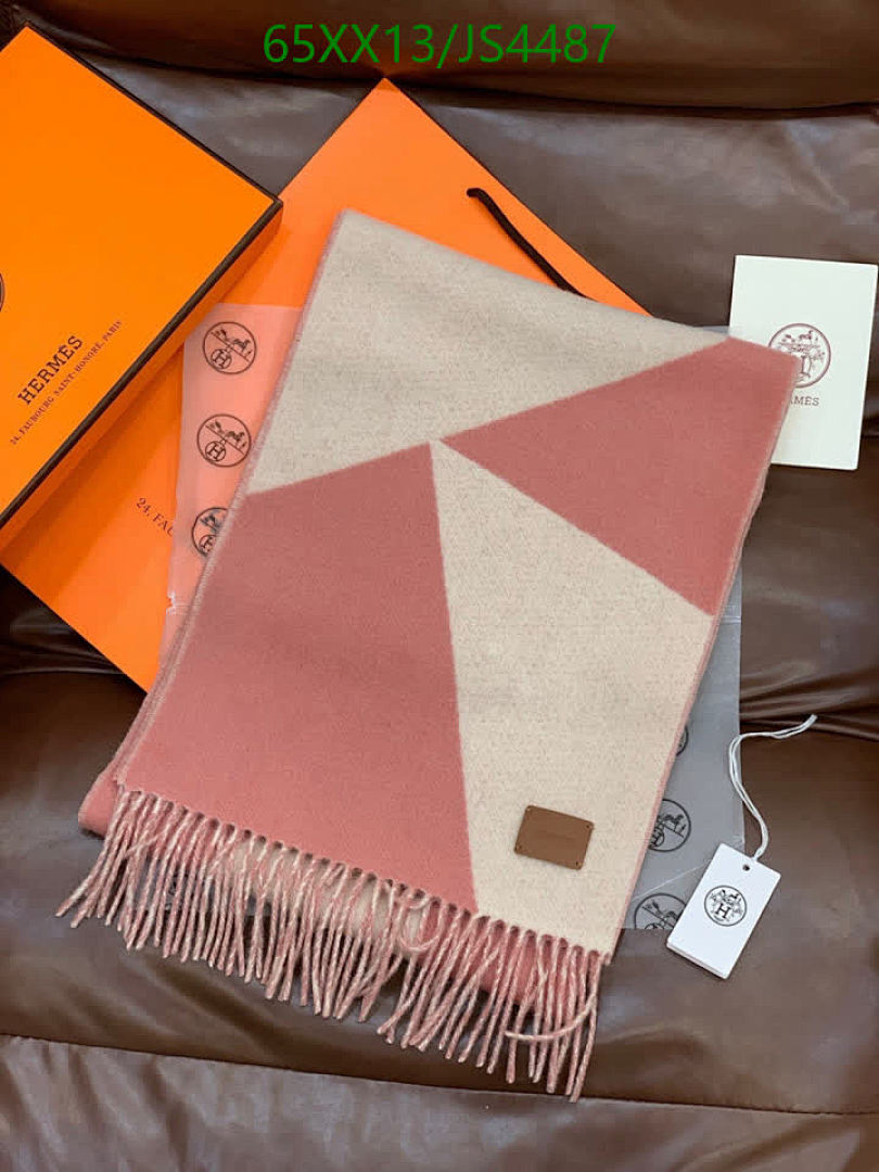 Hermes-Scarf Code: JS4487 $: 65USD