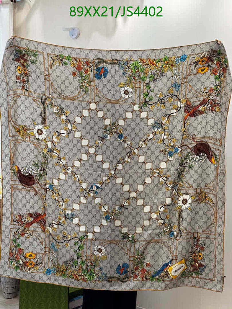 Gucci-Scarf Code: JS4402 $: 89USD
