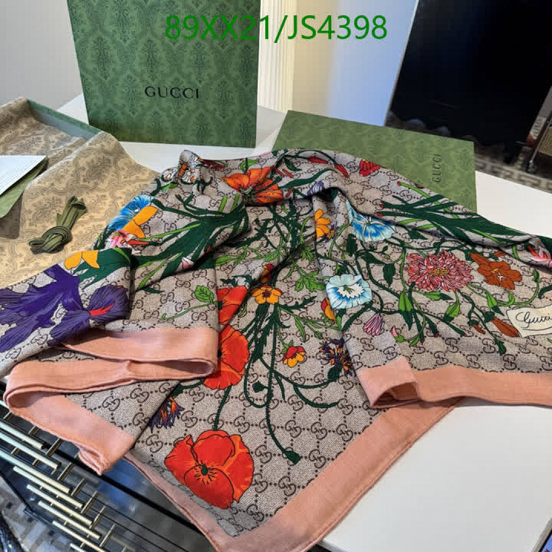 Gucci-Scarf Code: JS4398 $: 89USD