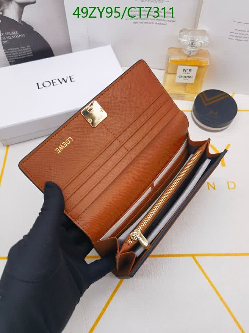 Loewe-Wallet(4A) Code: CT7311 $: 49USD