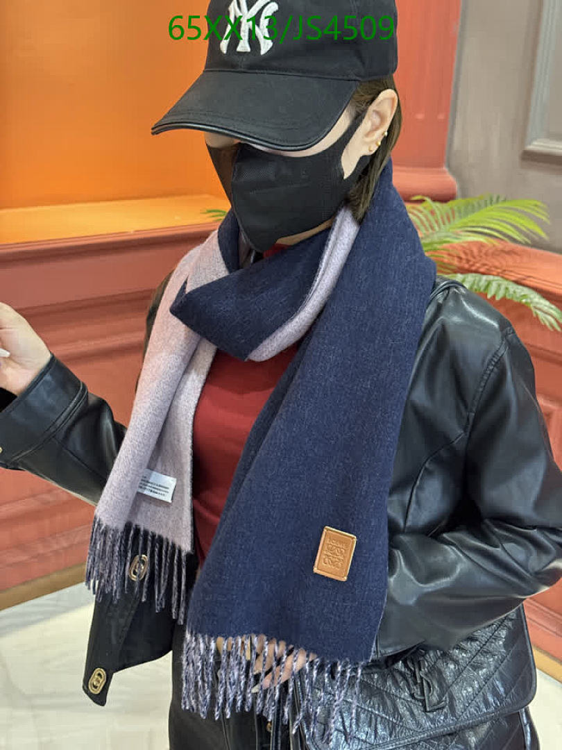 Loewe-Scarf Code: JS4509 $: 65USD