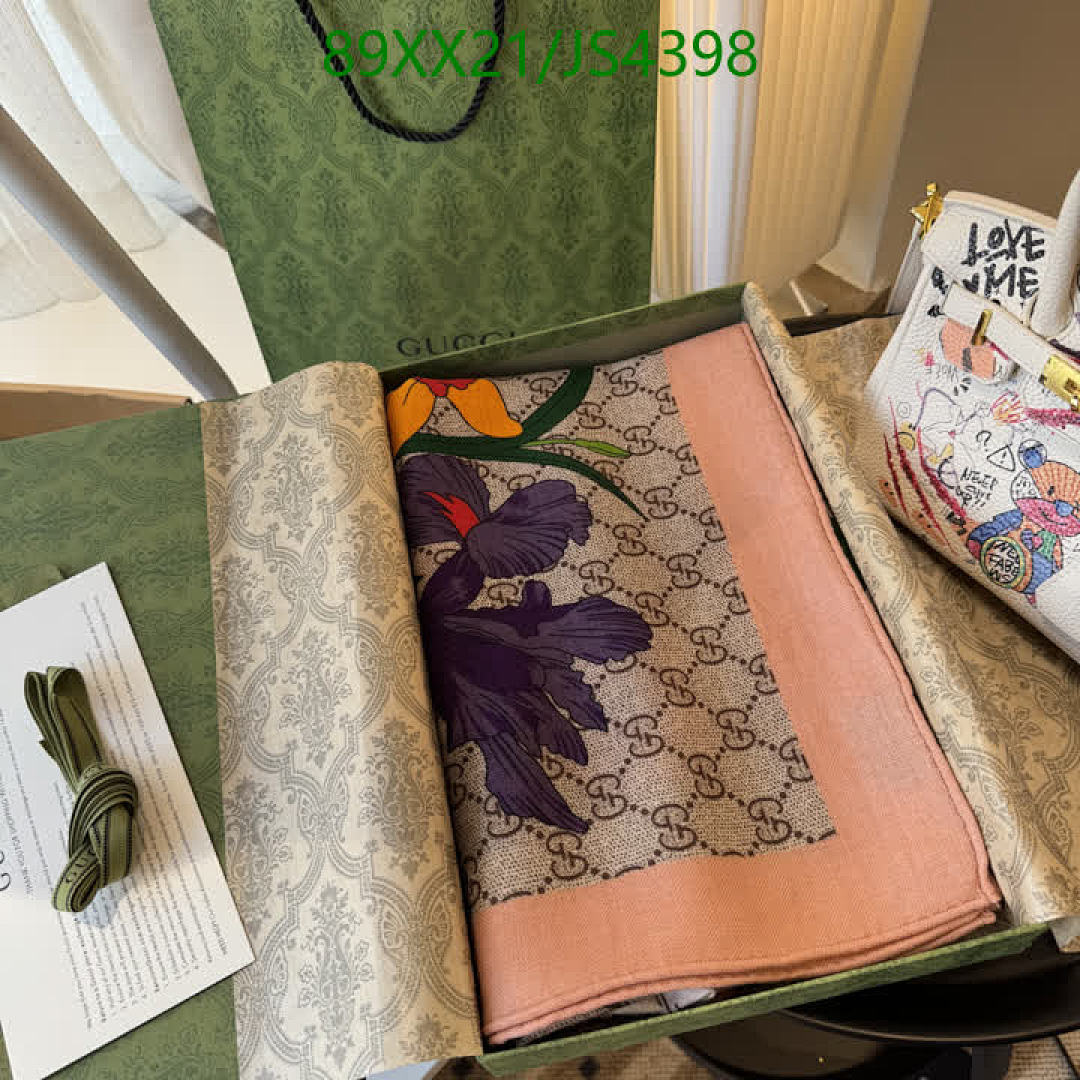Gucci-Scarf Code: JS4398 $: 89USD