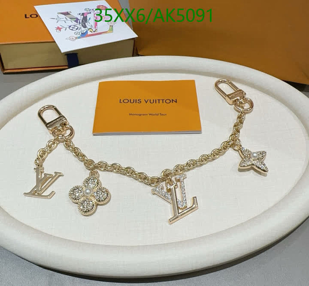 LV-Key pendant Code: AK5091 $: 35USD