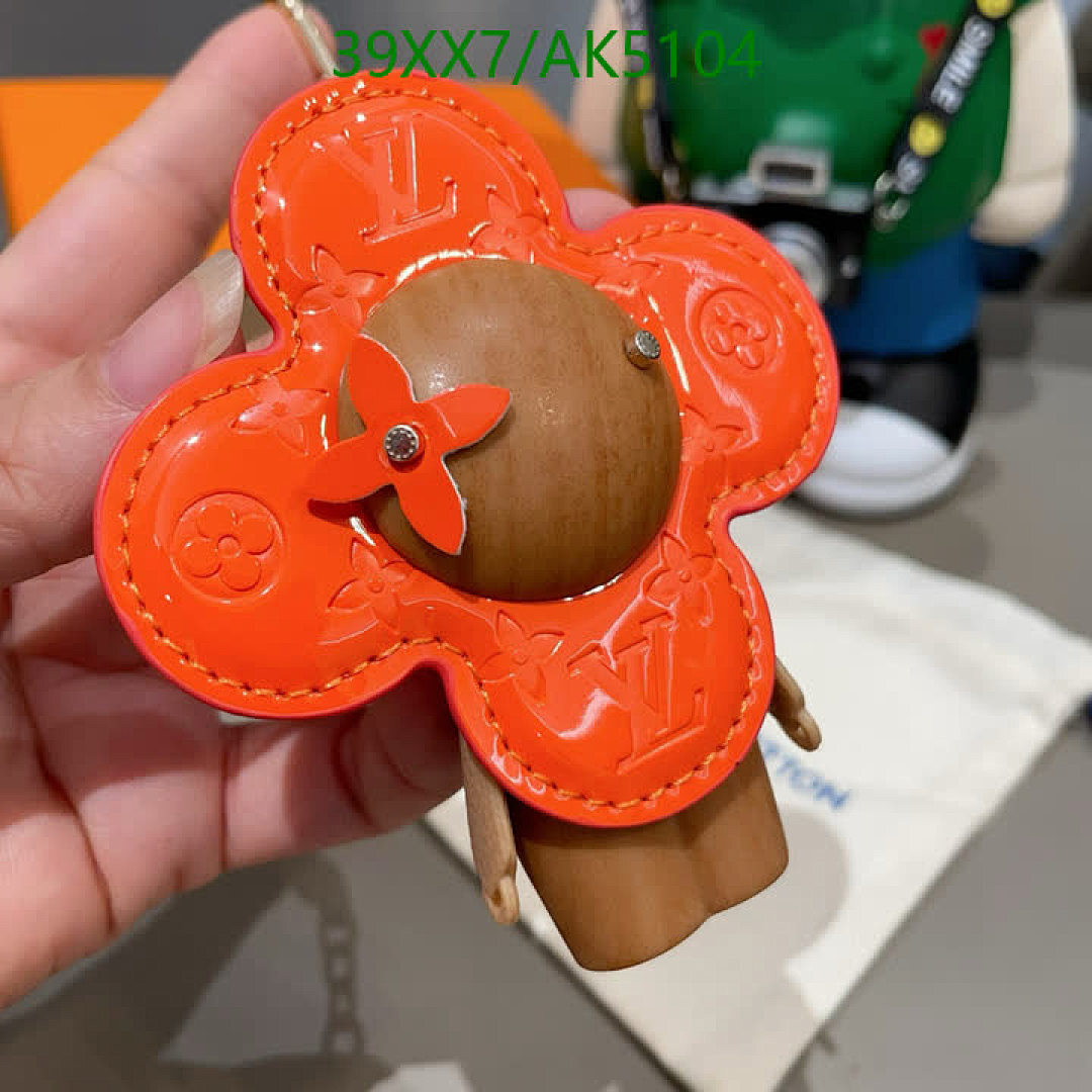 LV-Key pendant Code: AK5104 $: 39USD