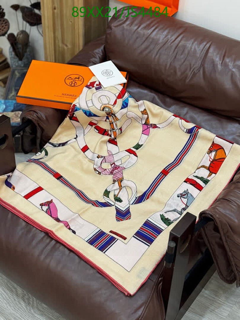 Hermes-Scarf Code: JS4484 $: 89USD