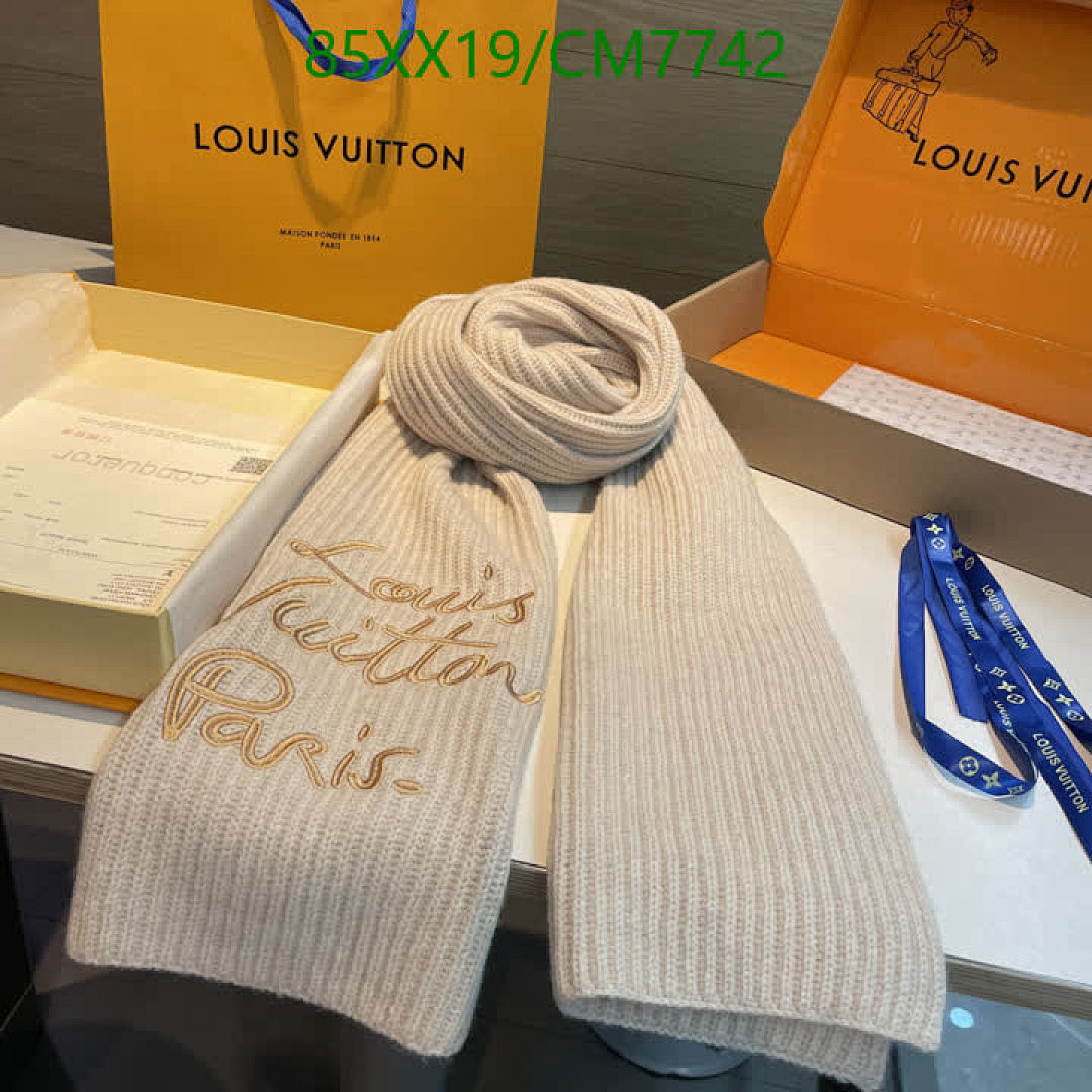 LV-Scarf Code: CM7742 $: 85USD
