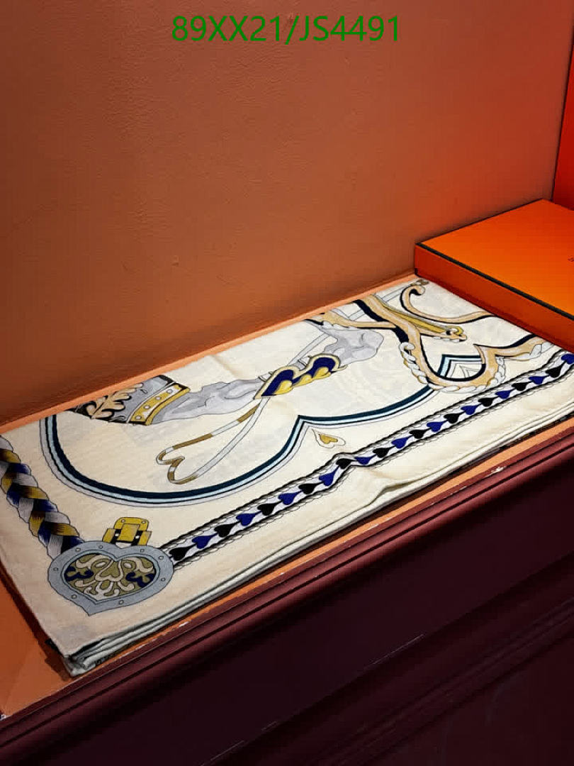 Hermes-Scarf Code: JS4491 $: 89USD
