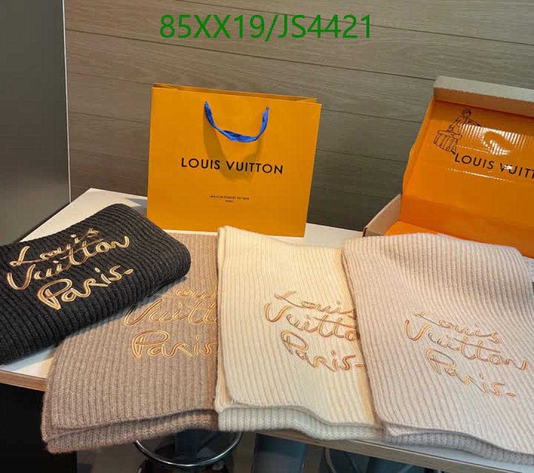 LV-Scarf Code: JS4421 $: 85USD