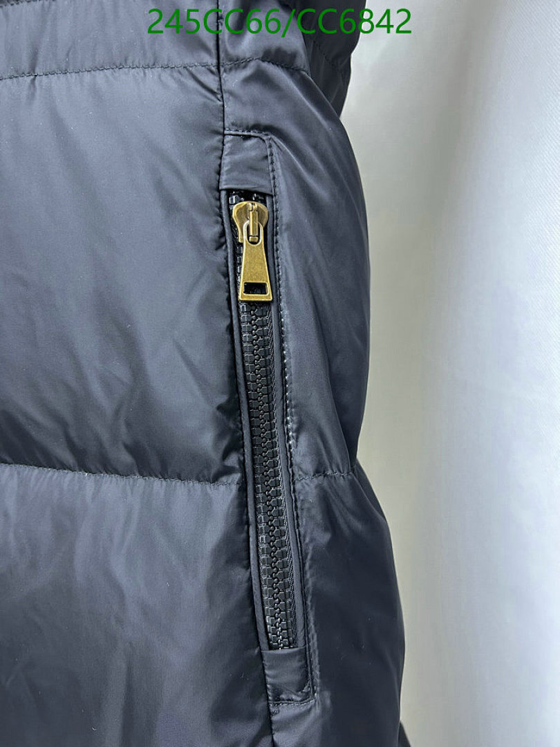 Moncler-Down jacket Women Code: CC6842 $: 245USD