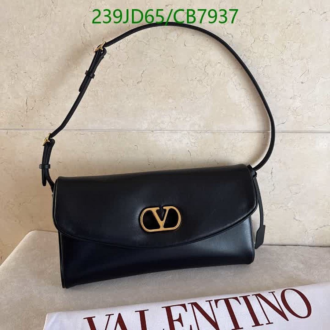 Valentino-Bag-Mirror Quality Code: CB7937 $: 239USD