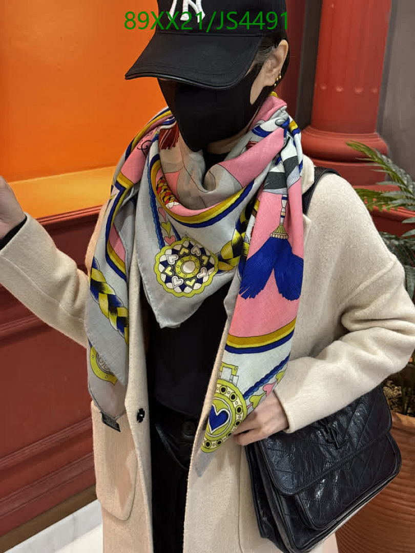Hermes-Scarf Code: JS4491 $: 89USD