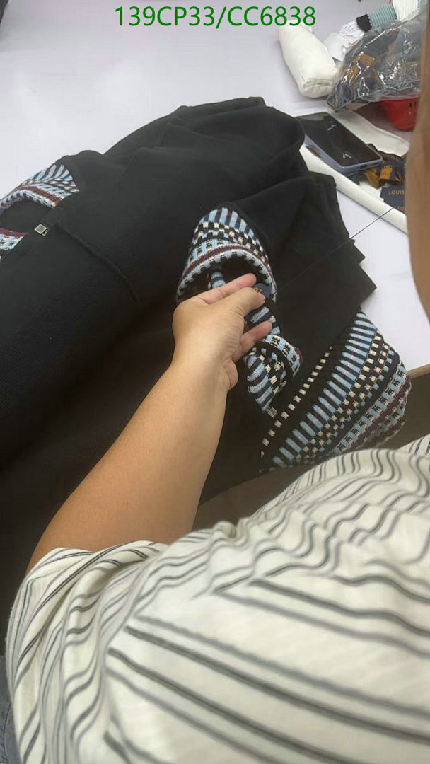 LV-Clothing Code: CC6838 $: 139USD