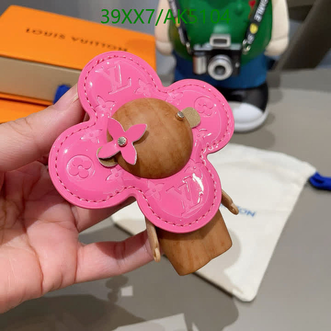 LV-Key pendant Code: AK5104 $: 39USD