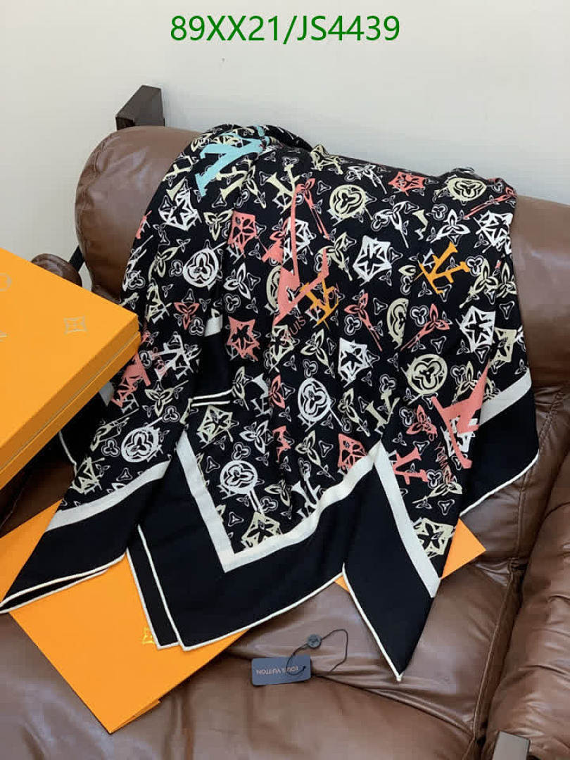 LV-Scarf Code: JS4439 $: 89USD