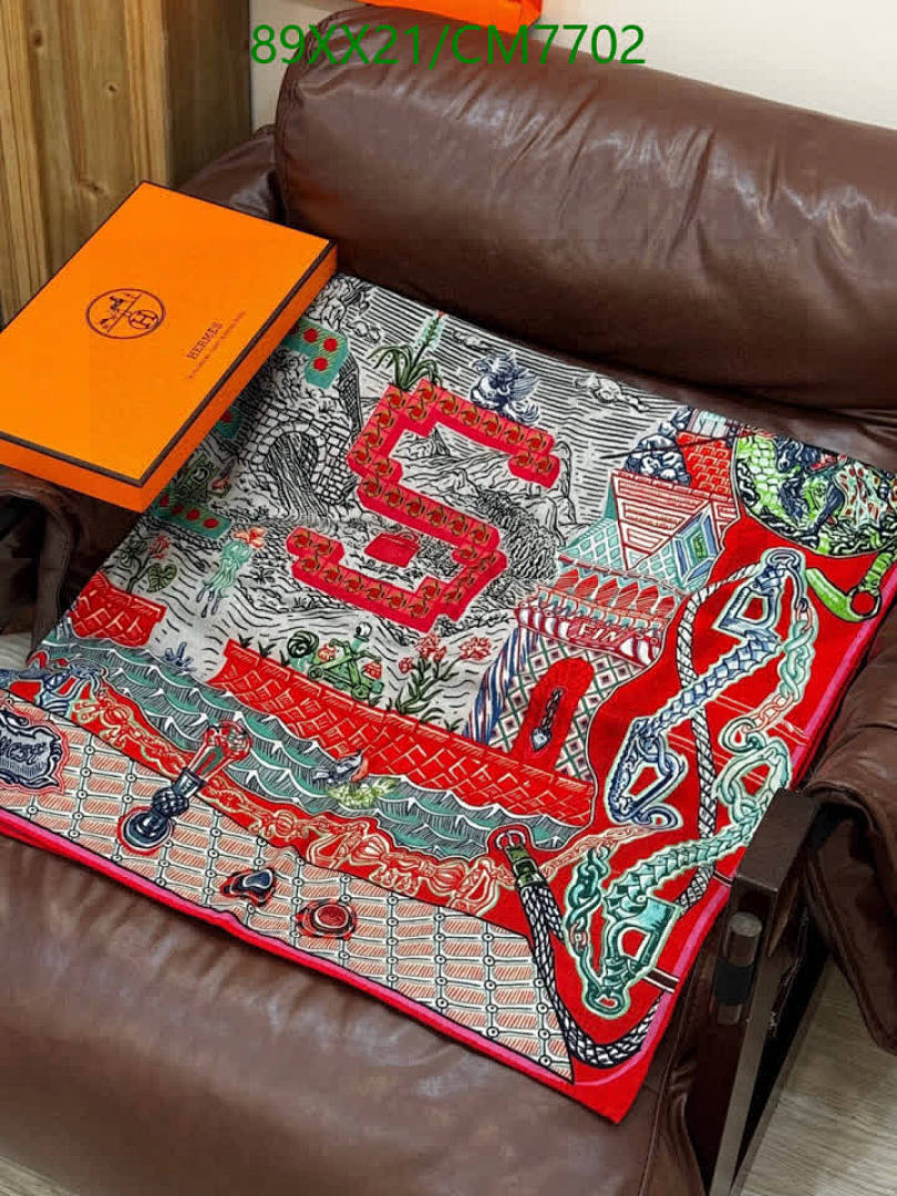 Hermes-Scarf Code: CM7702 $: 89USD