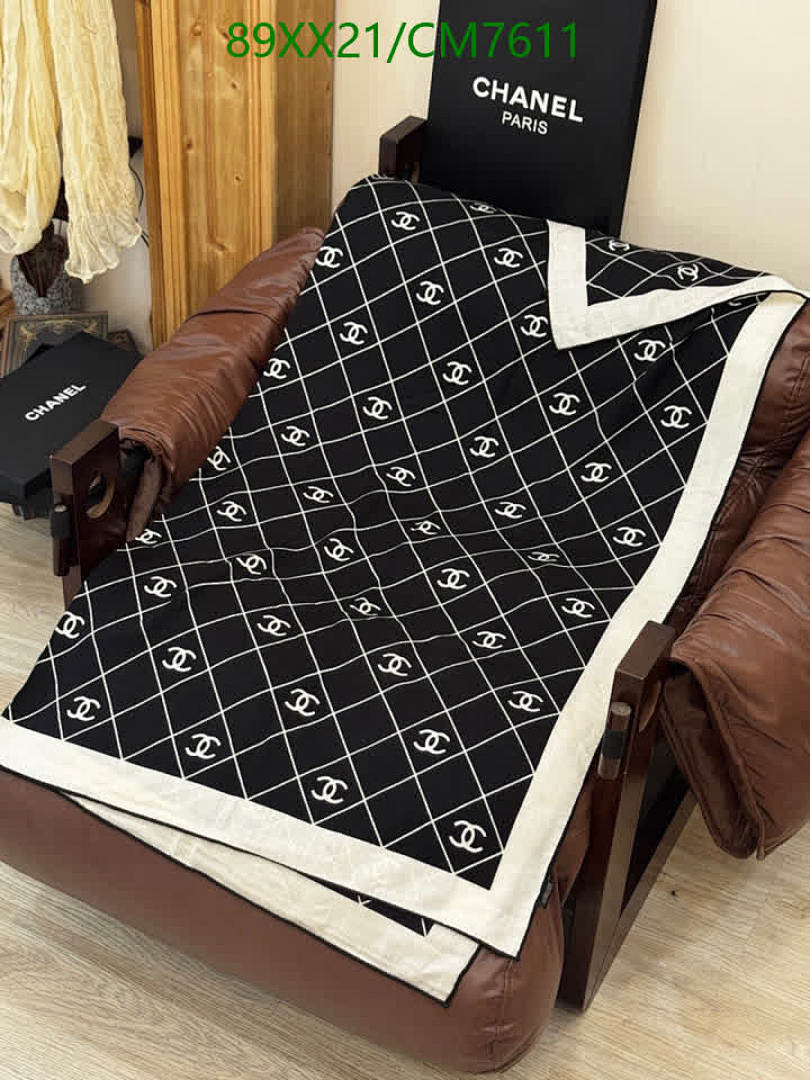 Chanel-Scarf Code: CM7611 $: 89USD