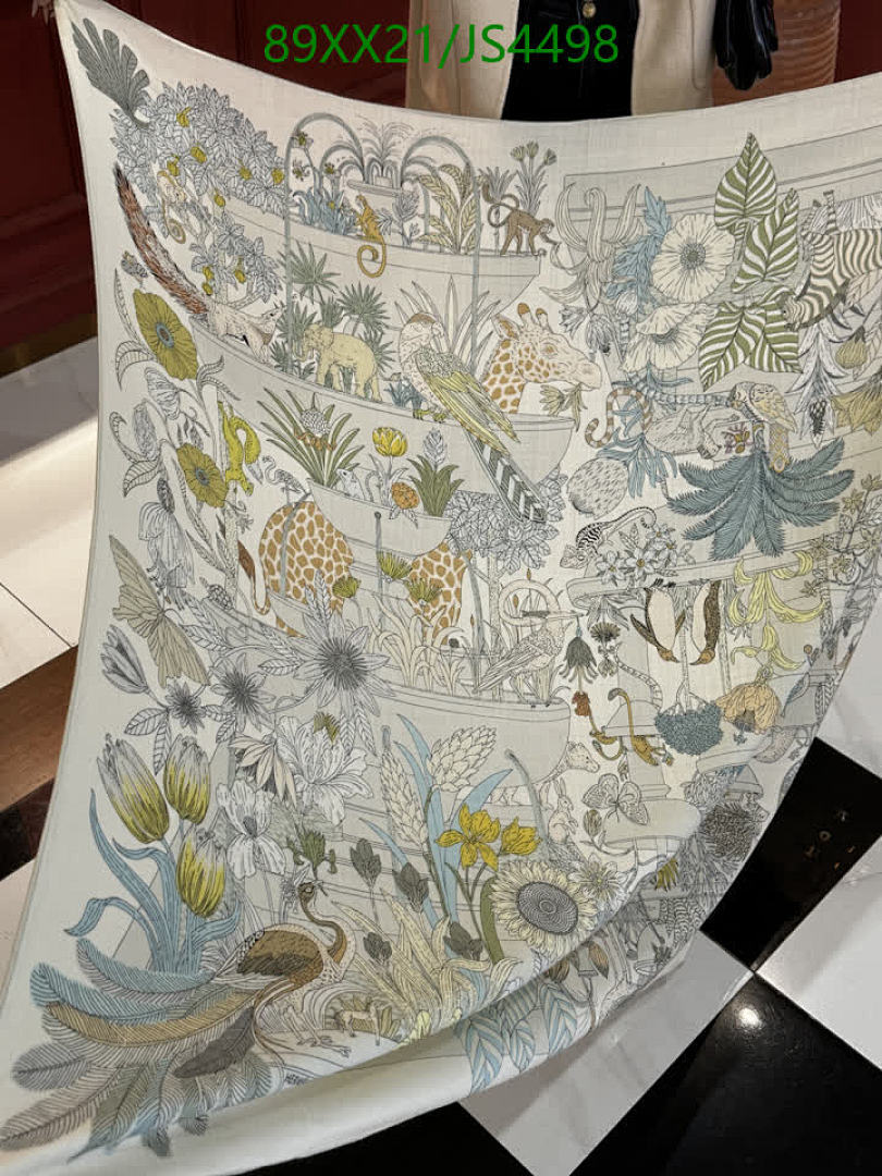 Hermes-Scarf Code: JS4498 $: 89USD