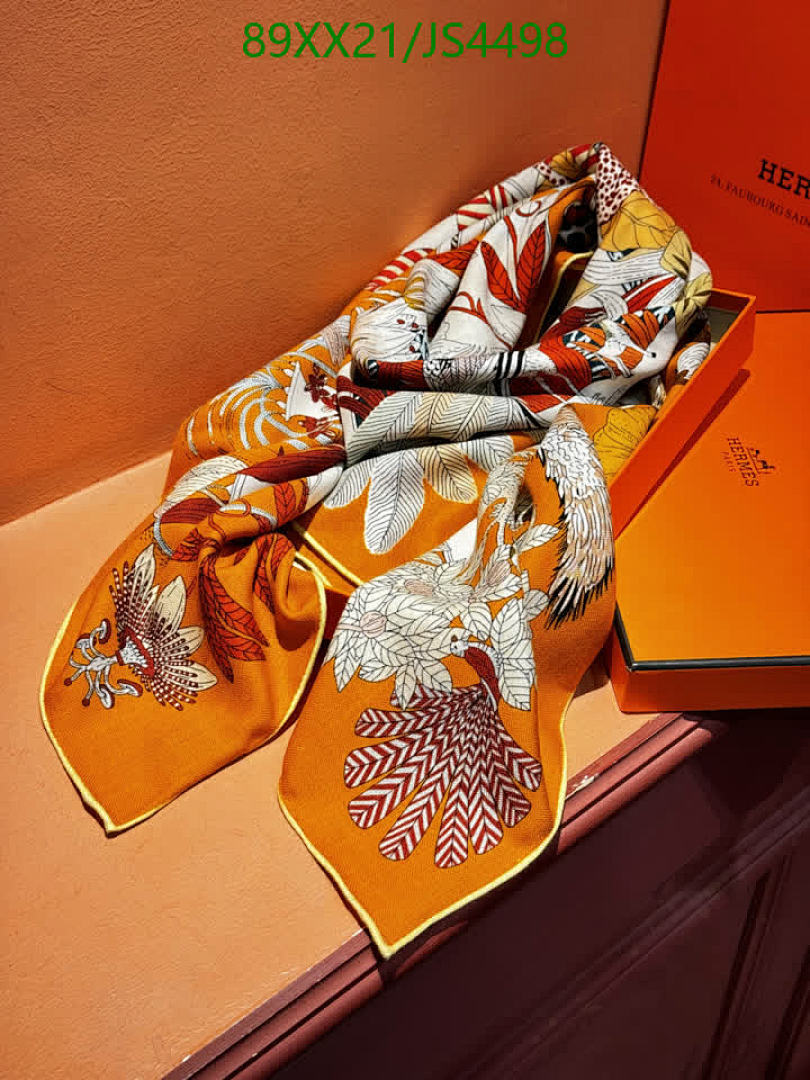 Hermes-Scarf Code: JS4498 $: 89USD