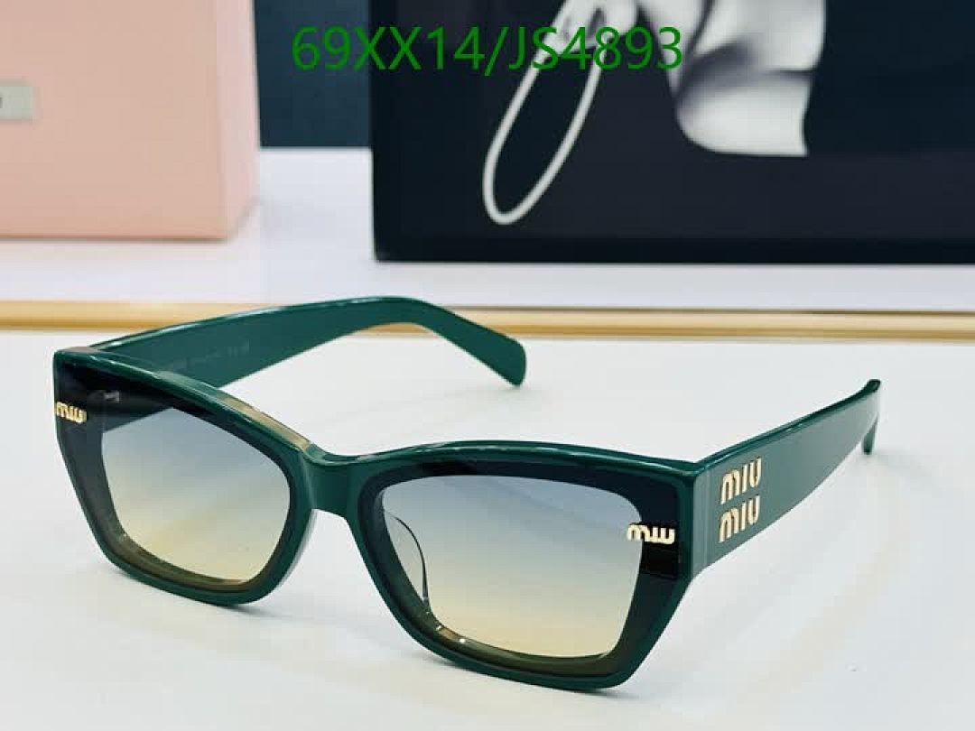 Miu Miu-Glasses Code: JS4893 $: 69USD