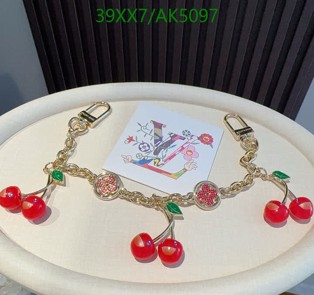 LV-Key pendant Code: AK5097 $: 39USD