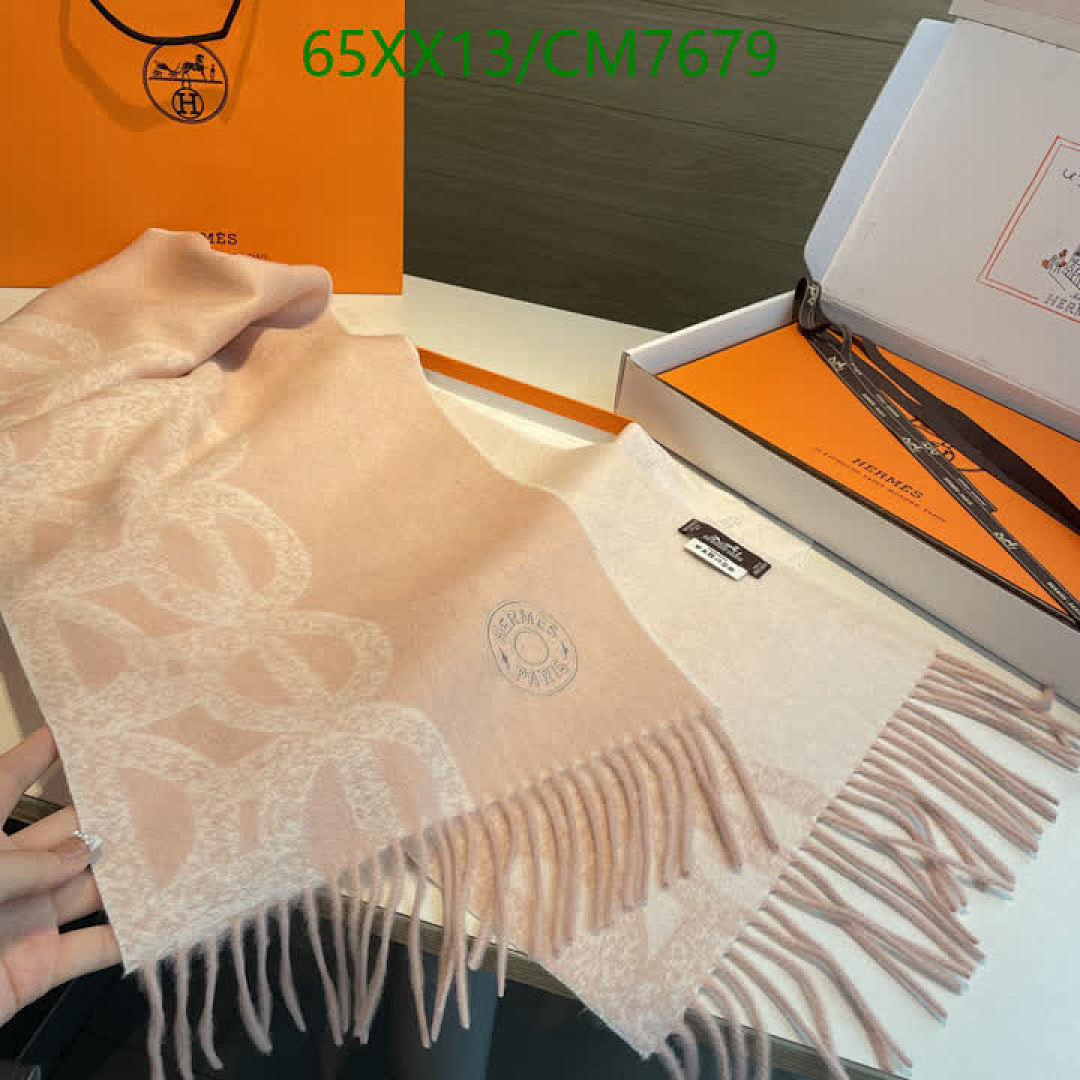 Hermes-Scarf Code: CM7679 $: 65USD