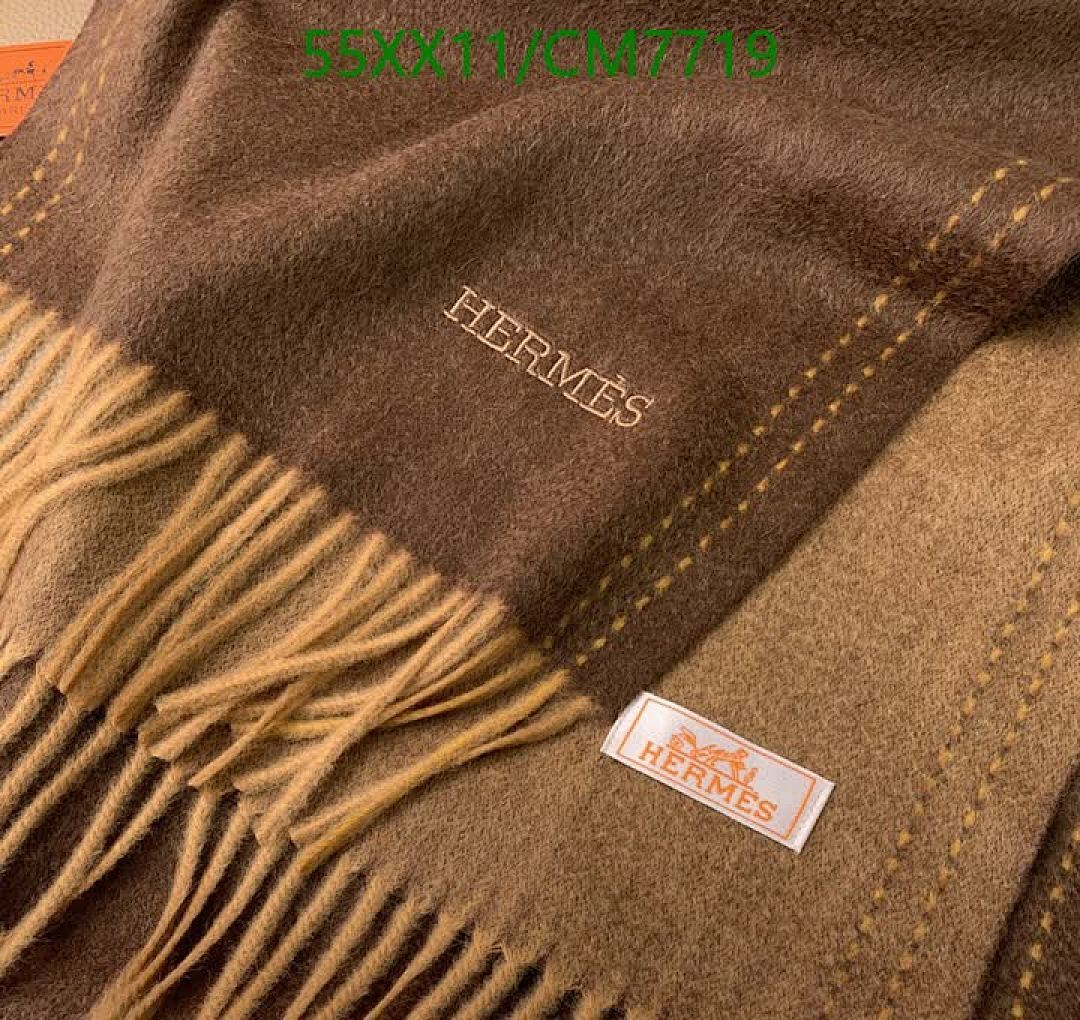 Hermes-Scarf Code: CM7719 $: 55USD