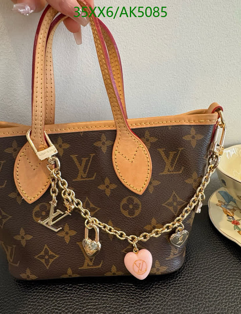 LV-Key pendant Code: AK5085 $: 35USD