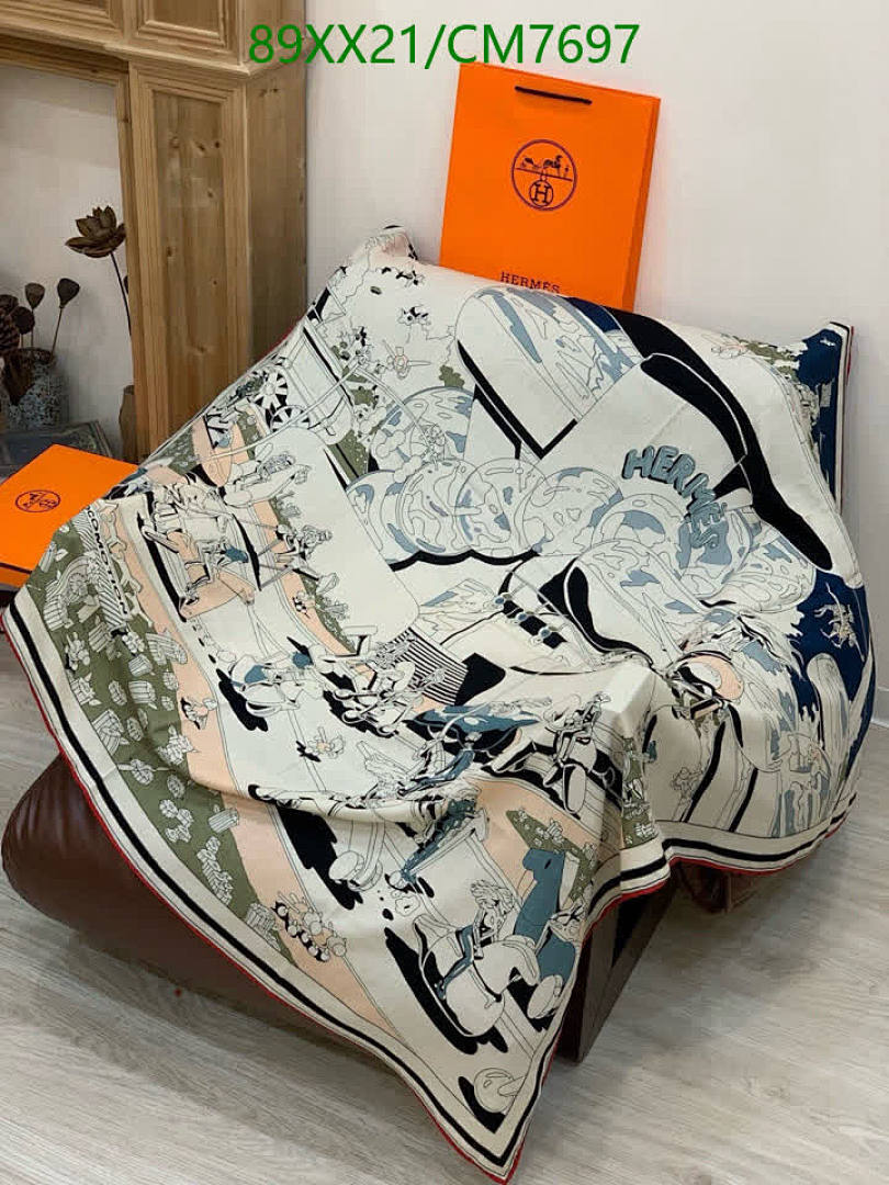 Hermes-Scarf Code: CM7697 $: 89USD