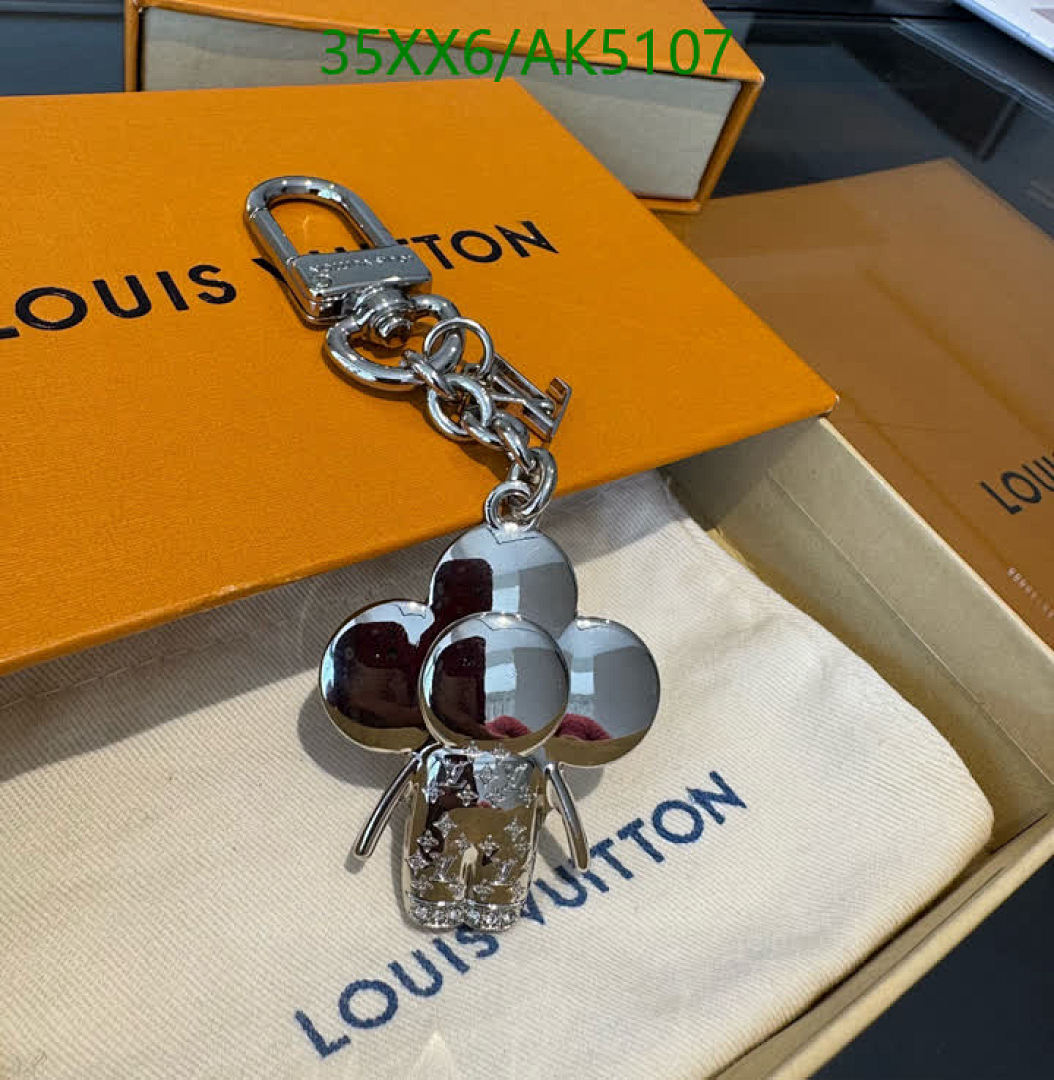 LV-Key pendant Code: AK5107 $: 35USD