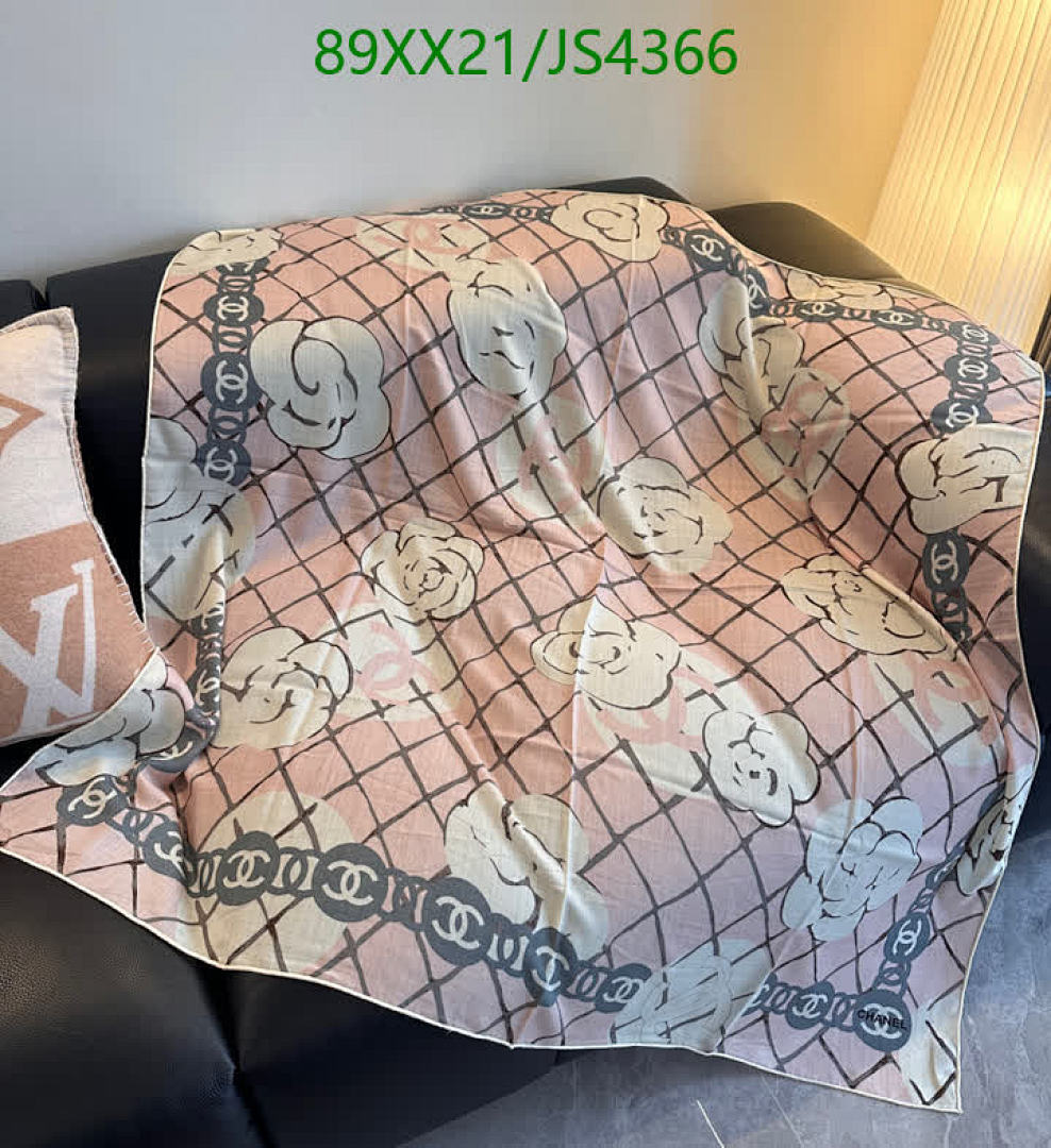 Chanel-Scarf Code: JS4366 $: 89USD