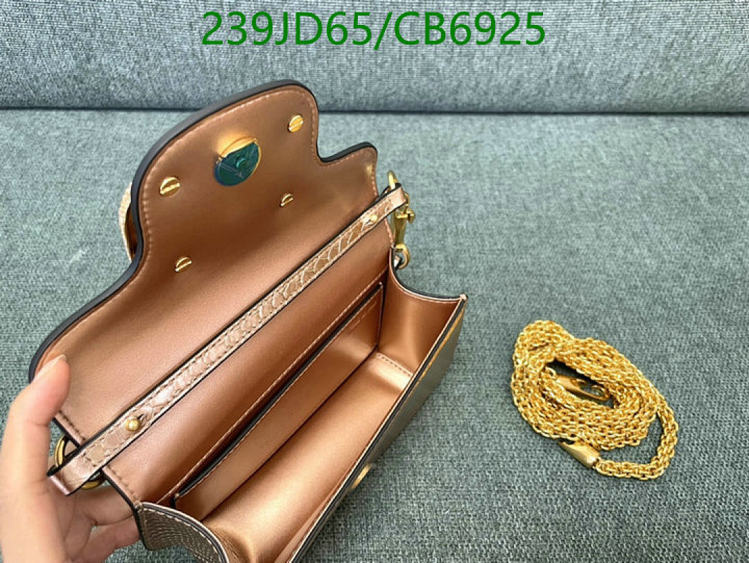 Valentino-Bag-Mirror Quality Code: CB6925 $: 239USD