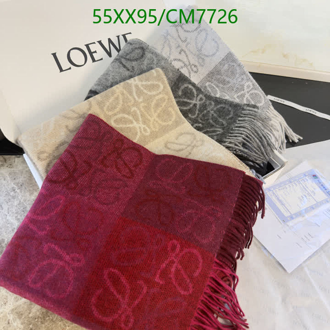 Loewe-Scarf Code: CM7726 $: 55USD