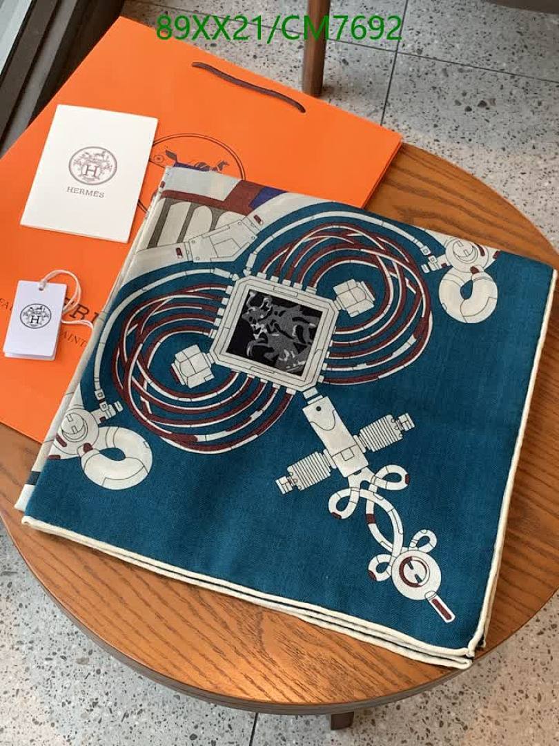 Hermes-Scarf Code: CM7692 $: 89USD