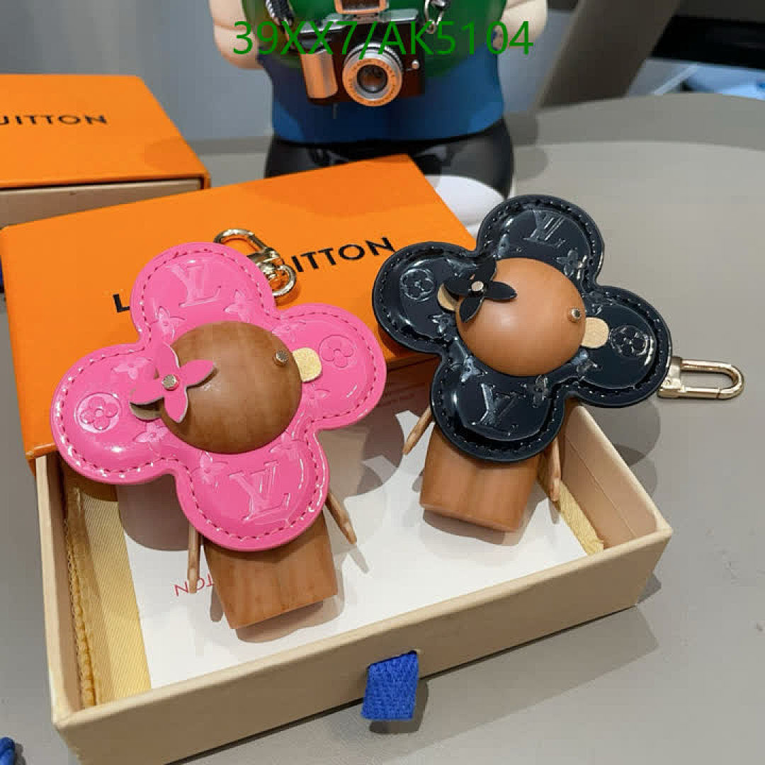 LV-Key pendant Code: AK5104 $: 39USD