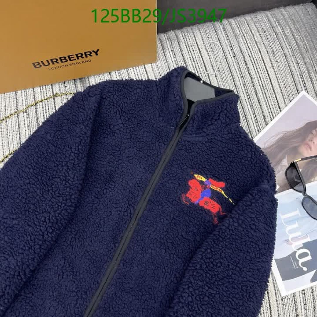 Burberry-Clothing Code: JS3947 $: 125USD