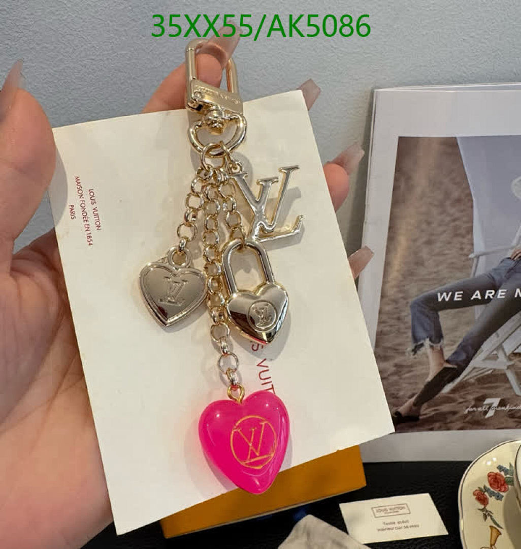LV-Key pendant Code: AK5086 $: 35USD