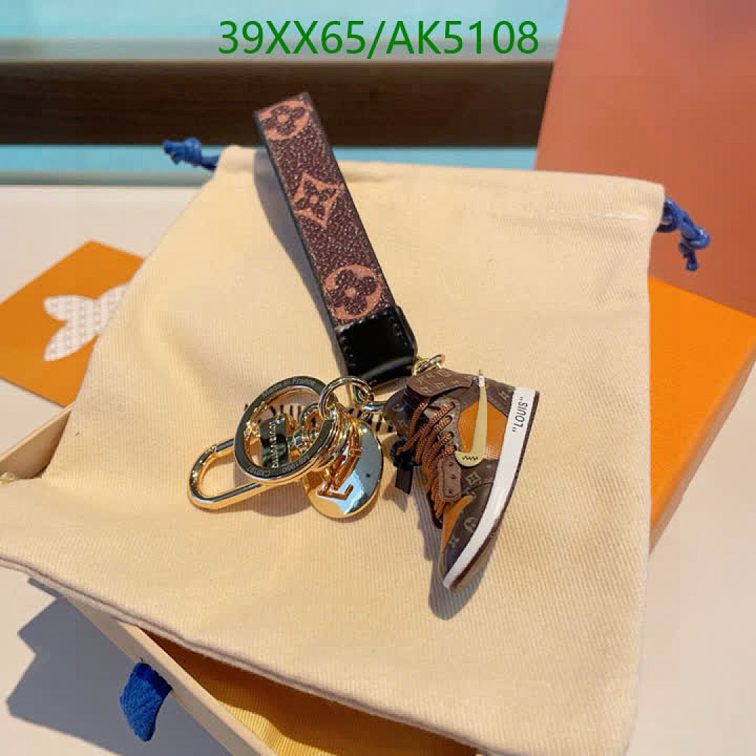 LV-Key pendant Code: AK5108 $: 39USD
