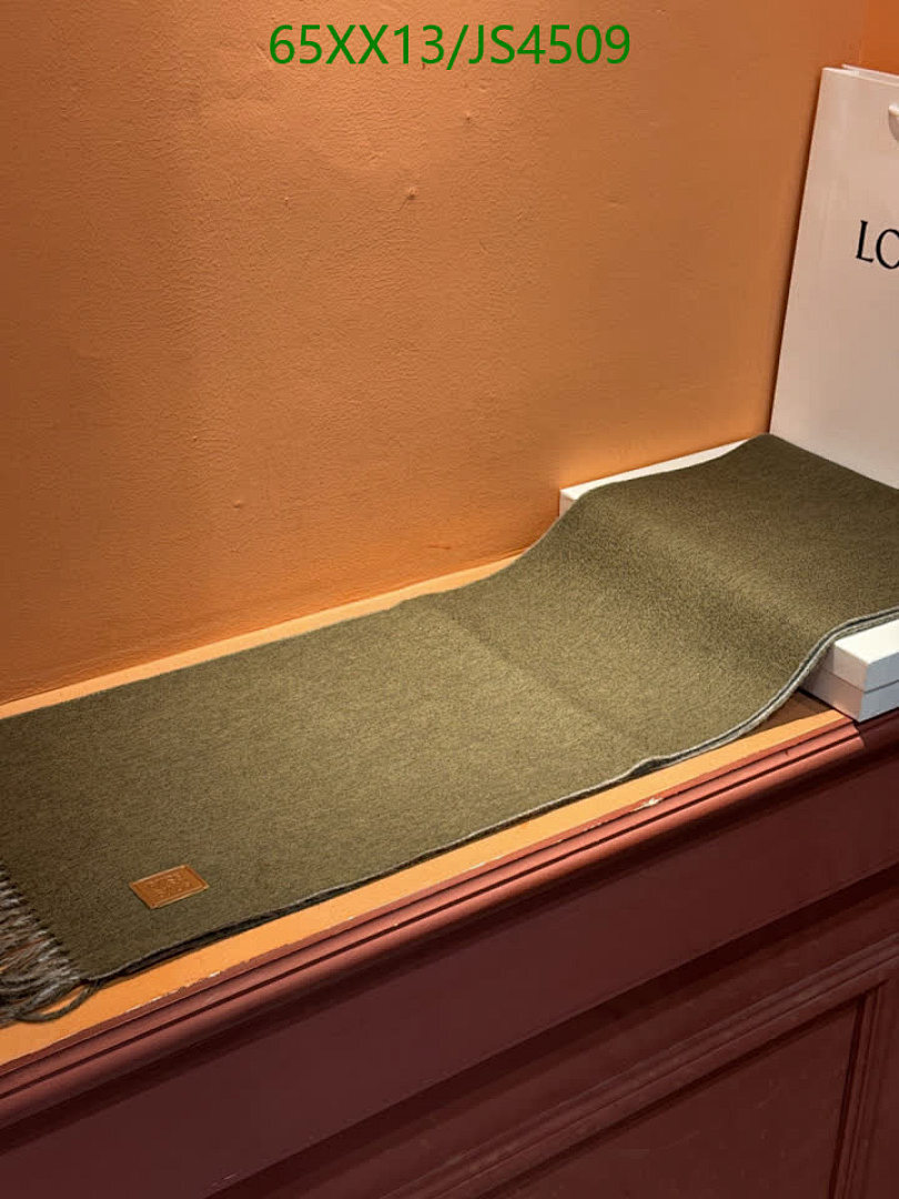 Loewe-Scarf Code: JS4509 $: 65USD