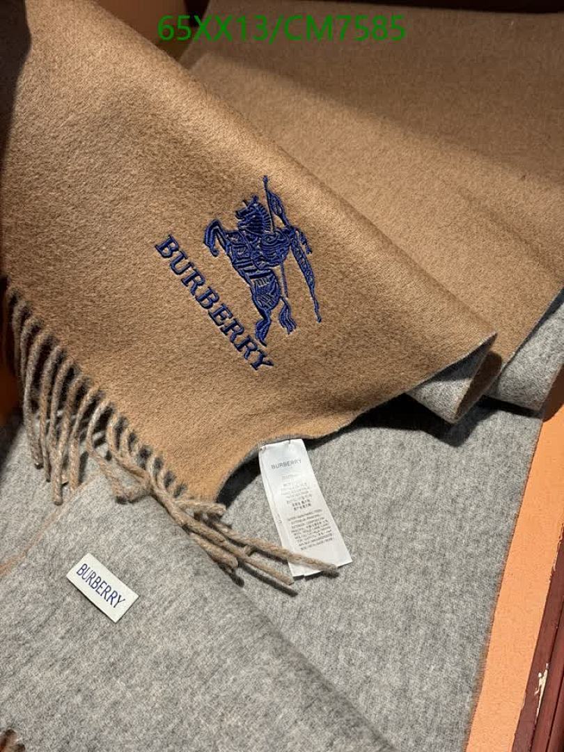 Burberry-Scarf Code: CM7585 $: 65USD